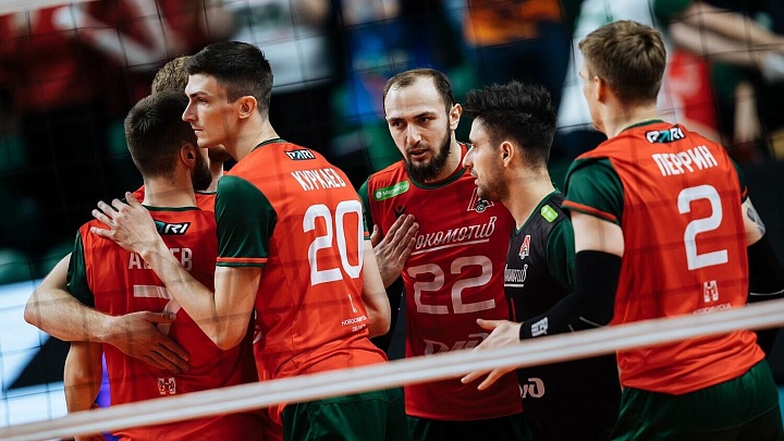 Волейболисты новосибирского "Локомотива" сравняли счет в серии за бронзу ЧР