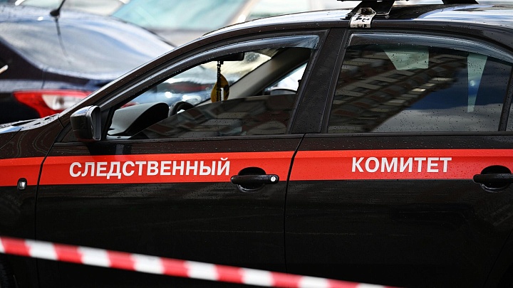 В Сибири мужчина из-за ссоры с женой поджёг дом, в котором находились дети