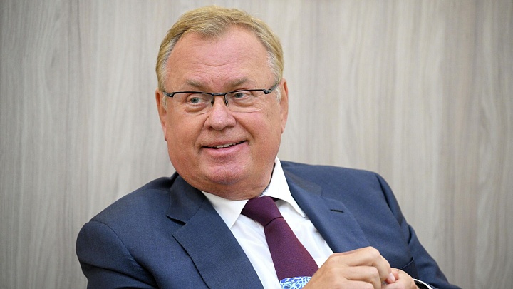 Глава ВТБ рассказал, почему российская экономика оказалась устойчивой