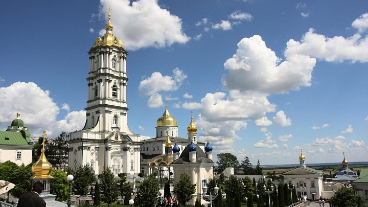 Украинские власти обвинили Почаевскую лавру в связях с Русской православной церковью