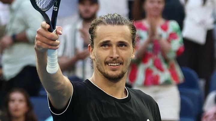 Зверев вышел в четвертый круг "Мастерса" в Мадриде