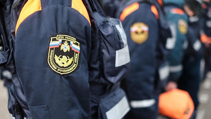 В Крыму спасатели эвакуировали четверых человек с неисправной канатной дороги