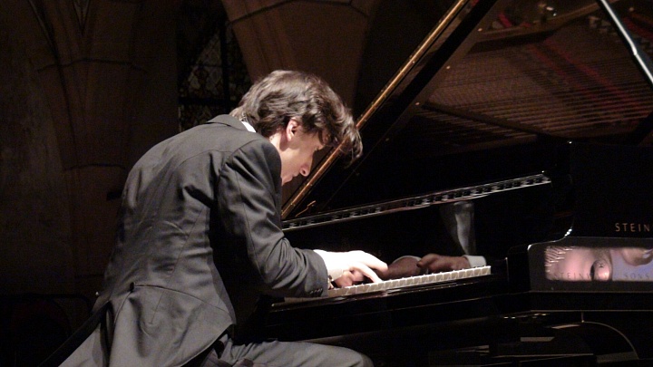 В Италии отменили концерт пианиста с Украины из-за его выступления в ДНР