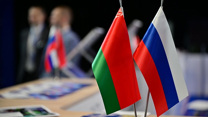 Россия и Белоруссия продлили соглашение в сфере экспорта нефти и топлива